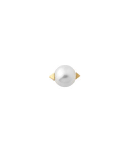 Single earring with natural pearl
